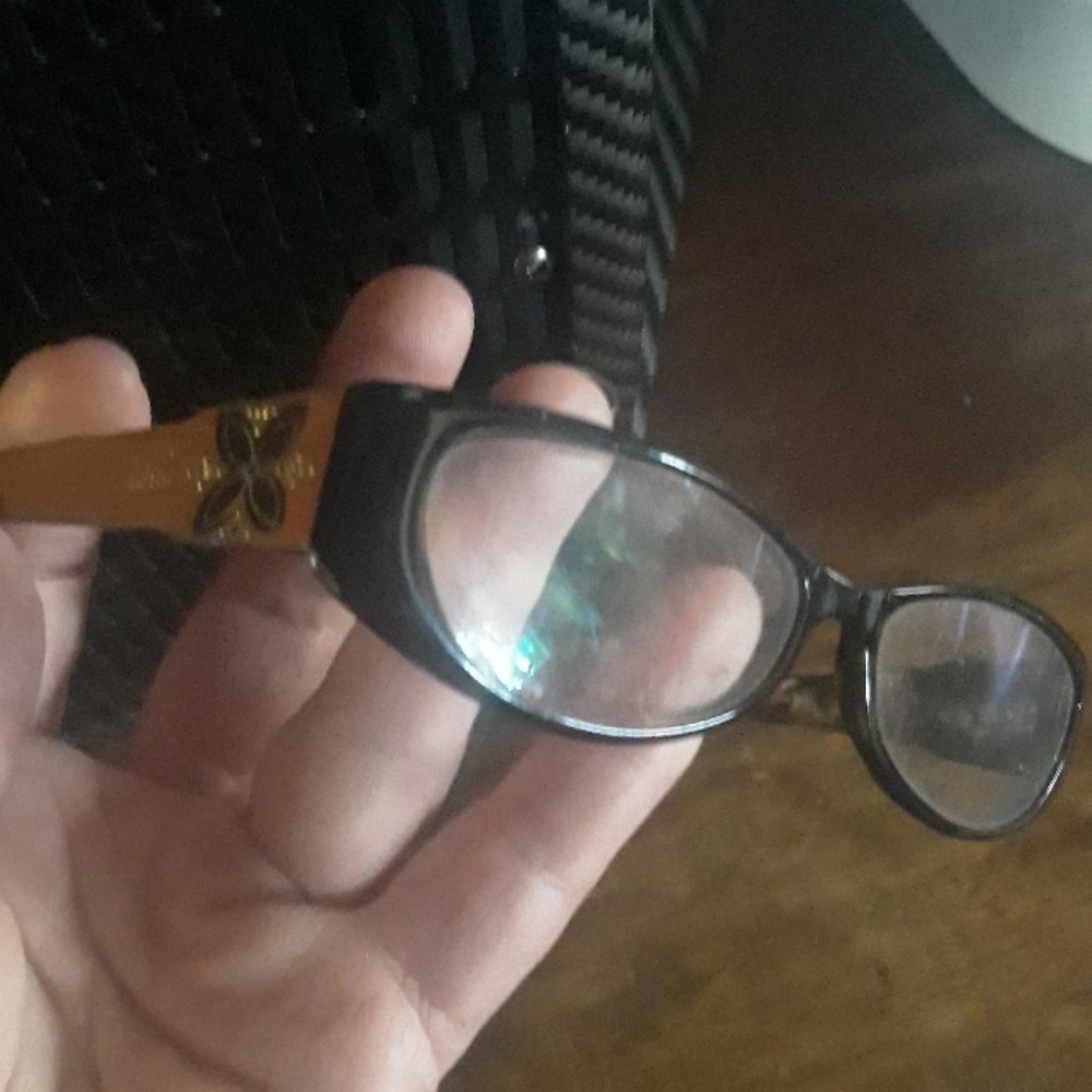 Eyeglasses